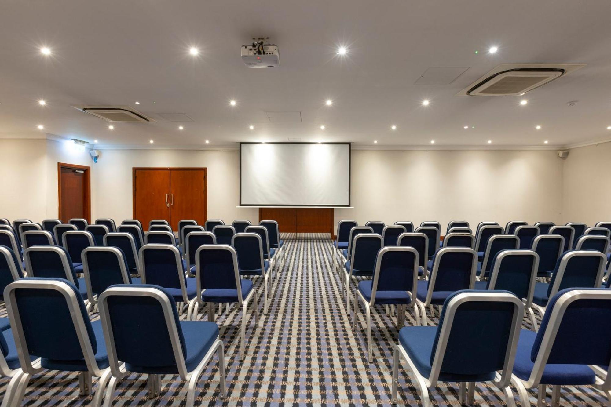 Holiday Inn - Glasgow Airport By Ihg Paisley Kültér fotó