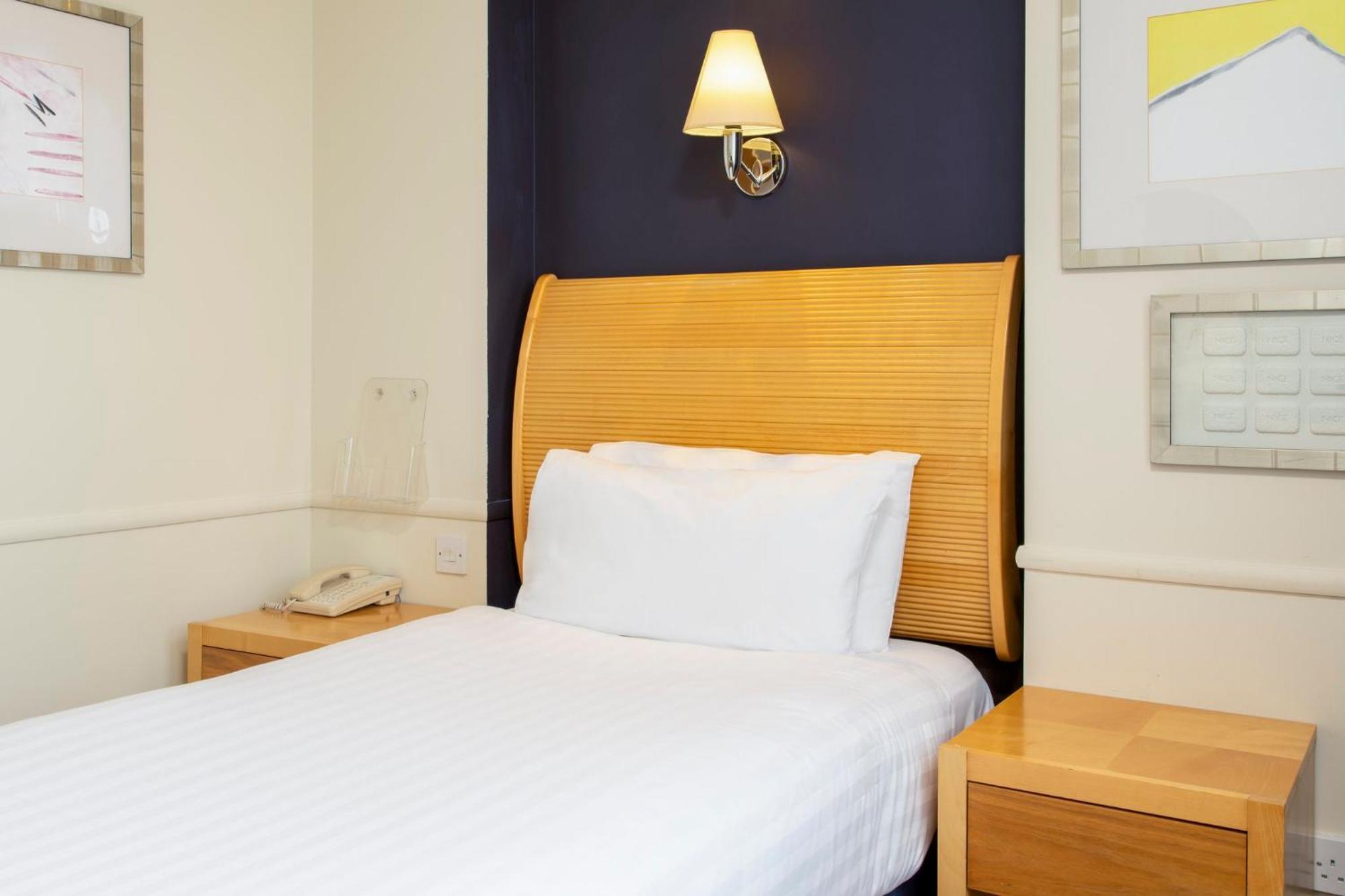 Holiday Inn - Glasgow Airport By Ihg Paisley Kültér fotó